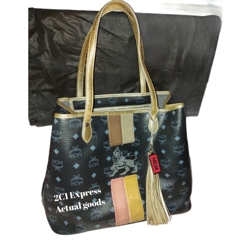 MCM Visetos Lion Princess Leather Tote Bag (SHG-31346) – LuxeDH