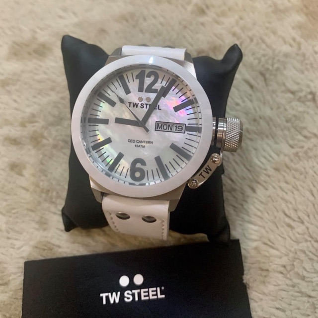 Tw steel ce1037 sale