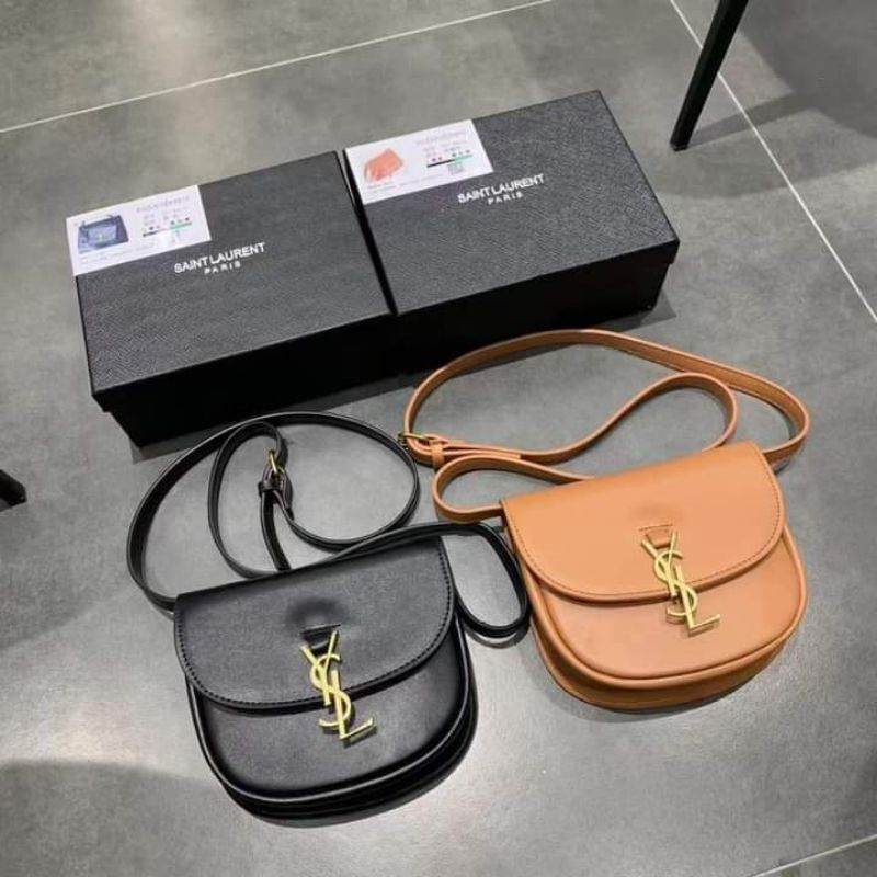 Ysl sling bag (TOP. GRADE)