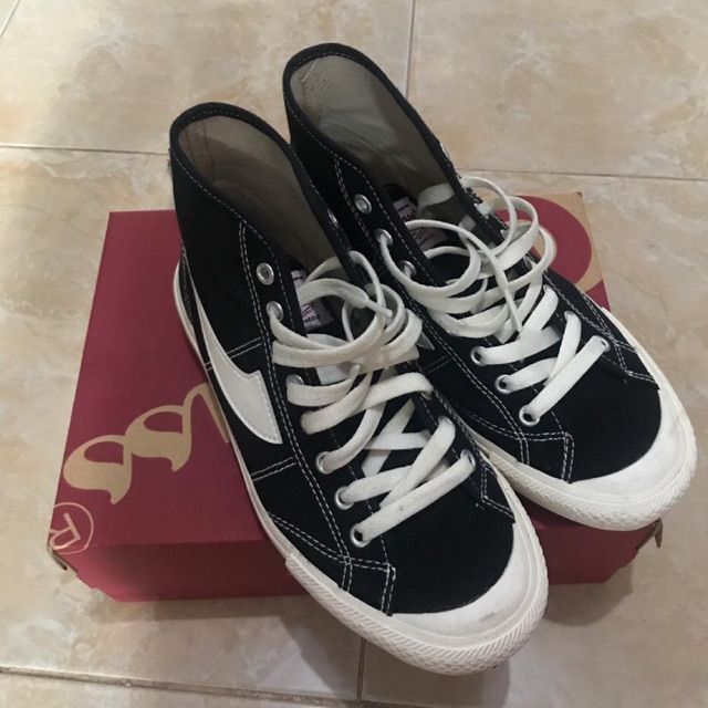 Hi black white compas Shoes | Shopee Philippines