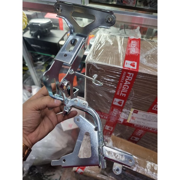 STAY BRACKET FOR CLICK V1 & V2 125/150 | Shopee Philippines