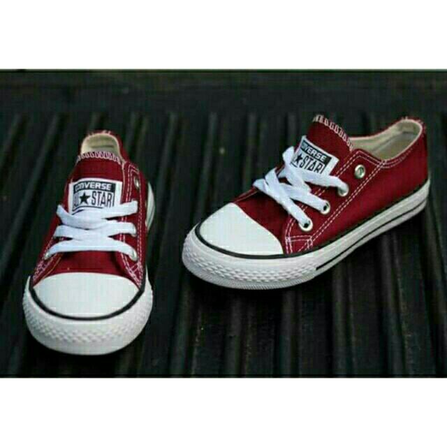 Children's maroon shop converse