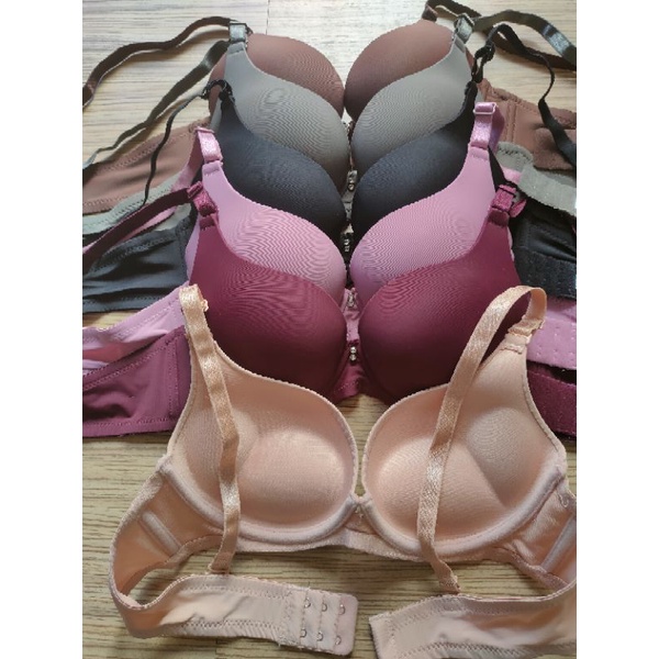 Triumph super push up bra with wire onhand sizes 34 to 38