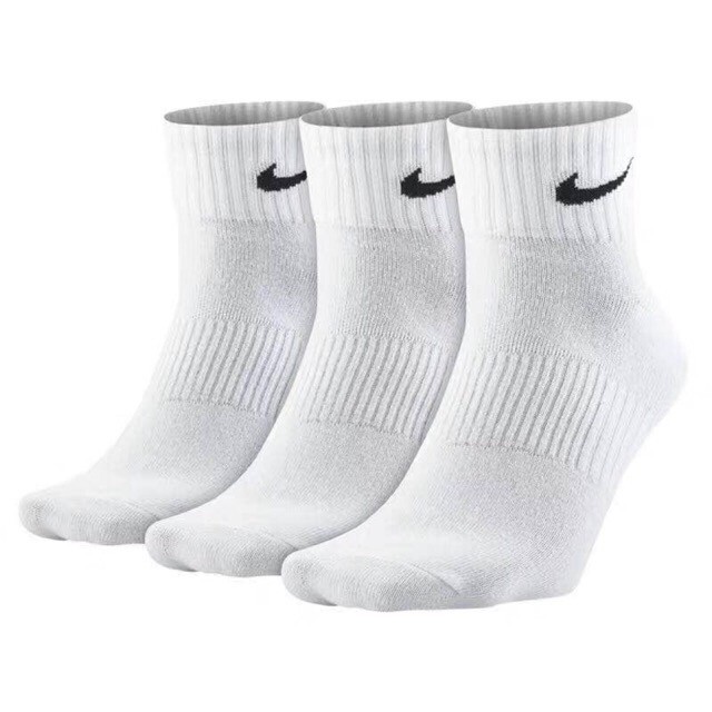 Nike white 2024 mid socks