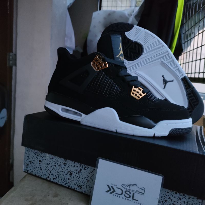 Air jordan 4 outlet retro black and gold