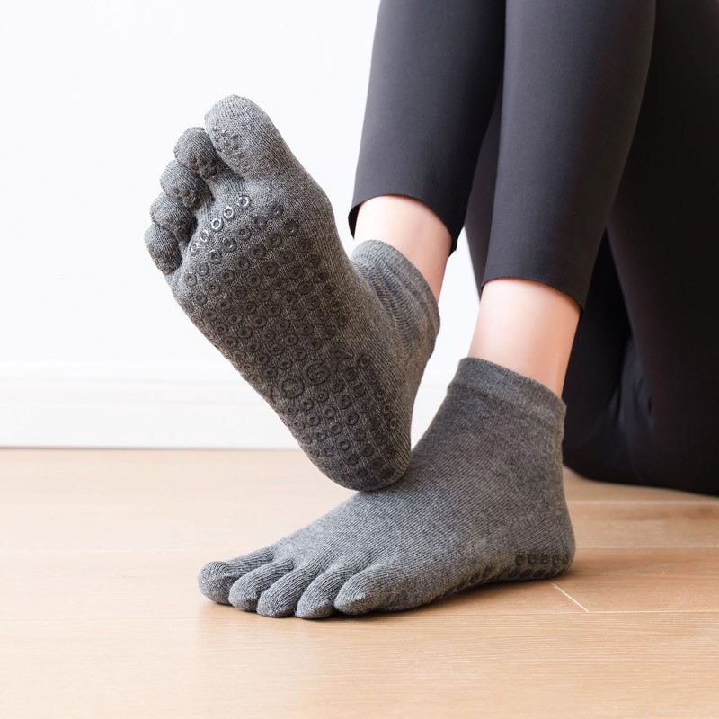 Women Yoga Toes Socks Five Fingers Anti-slip Massage Sport Socks 5