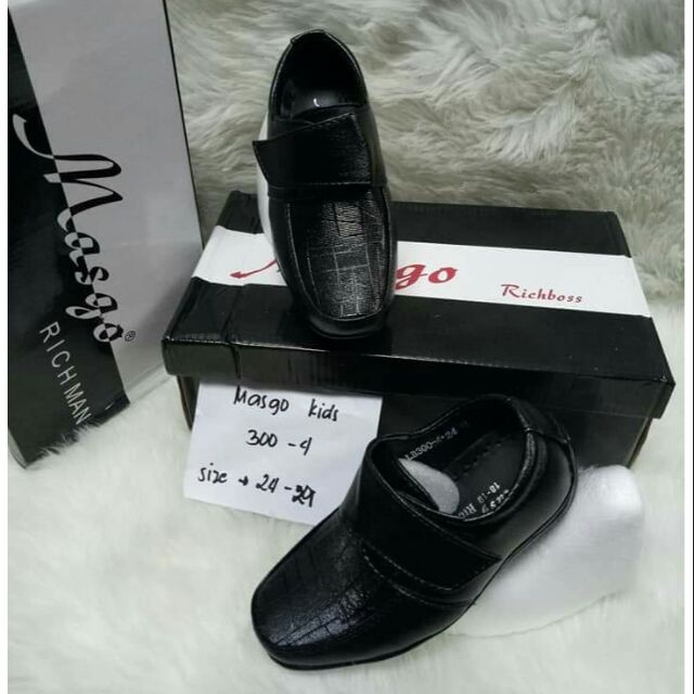 Rich man shoes price online