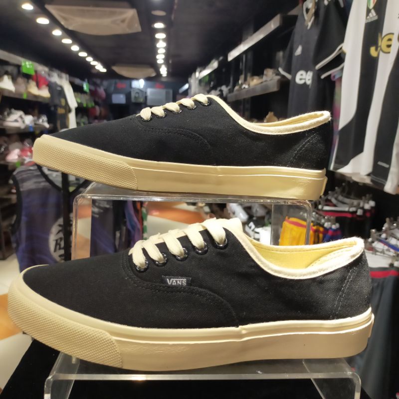 NEW SNEAKERS VAND 666 BLACK AVAILABLE FOR MEN GOOD QUALITY