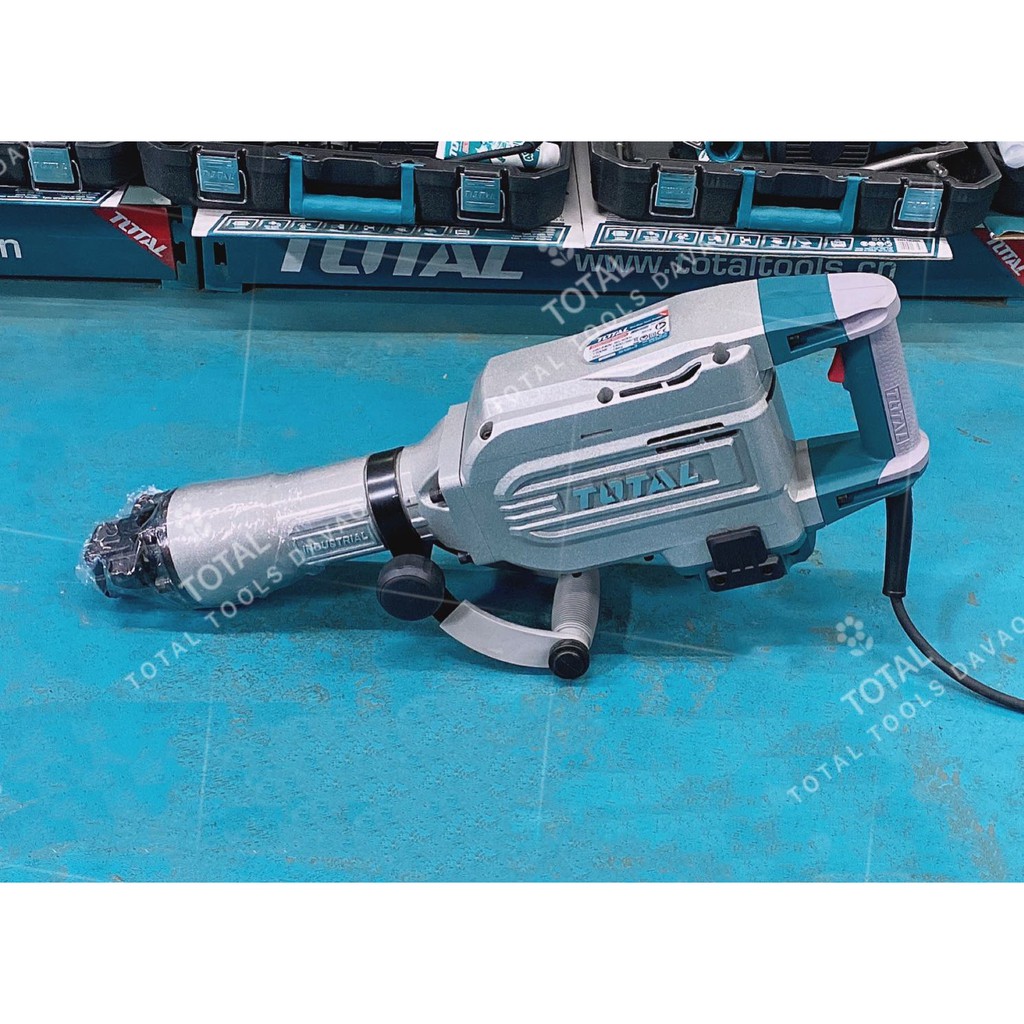 Total demolition store breaker 1700w