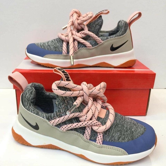 Nike loop 2025