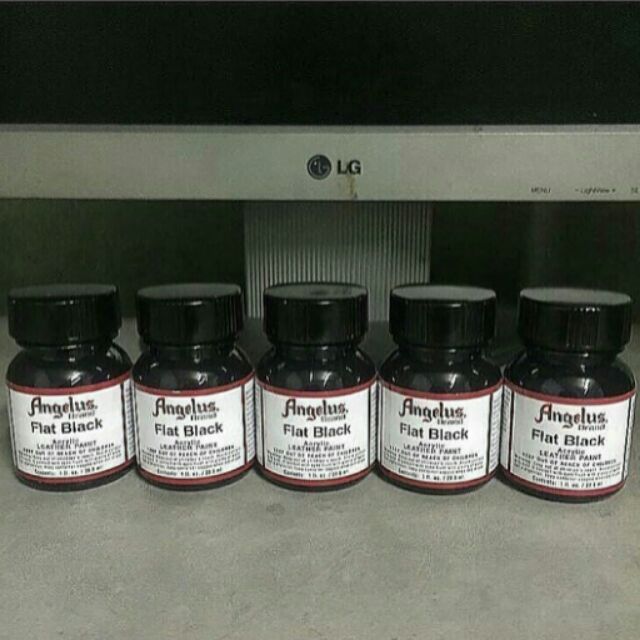 Angelus Shoe Paint (Flat Black)