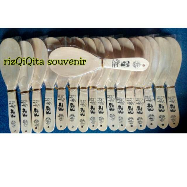 Souvenir wooden ladle screen printing in plastic packaging | Shopee ...