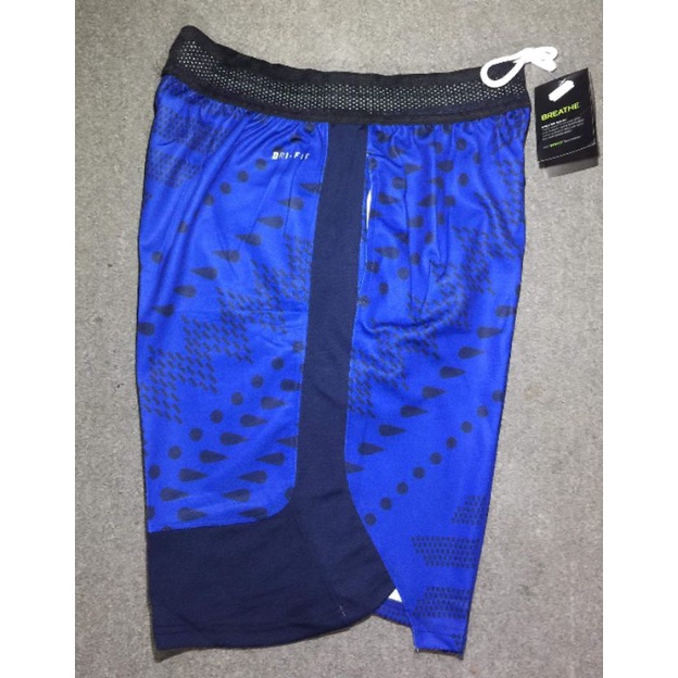 Lebron james hot sale shorts nike