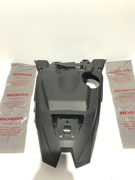 Fender B REAR lower REAR FENDER vario 125 150 new K59J K60R 2018 2019 ...
