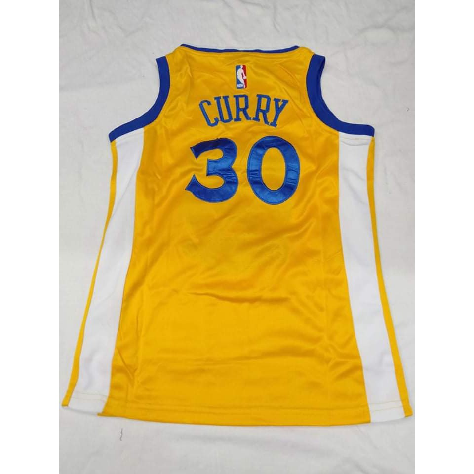 curry yellow jersey