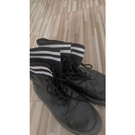 Pass boots 2hand y2k size 37 fit 38 (+shopee fee) | Shopee Philippines