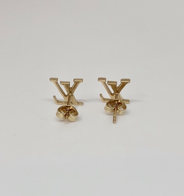 LOUIS VUITTON 18k Gold Monogram Resille Ear Studs Earrings 46801