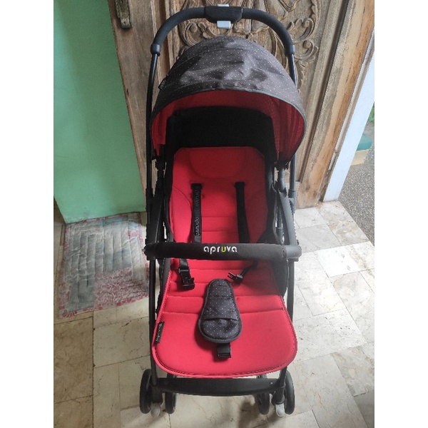 Apruva stroller outlet reversible