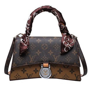 LV Men's Chest Bag Korean Leather Shoulder Bag Retro Pocket CrossBody Bag  Youth