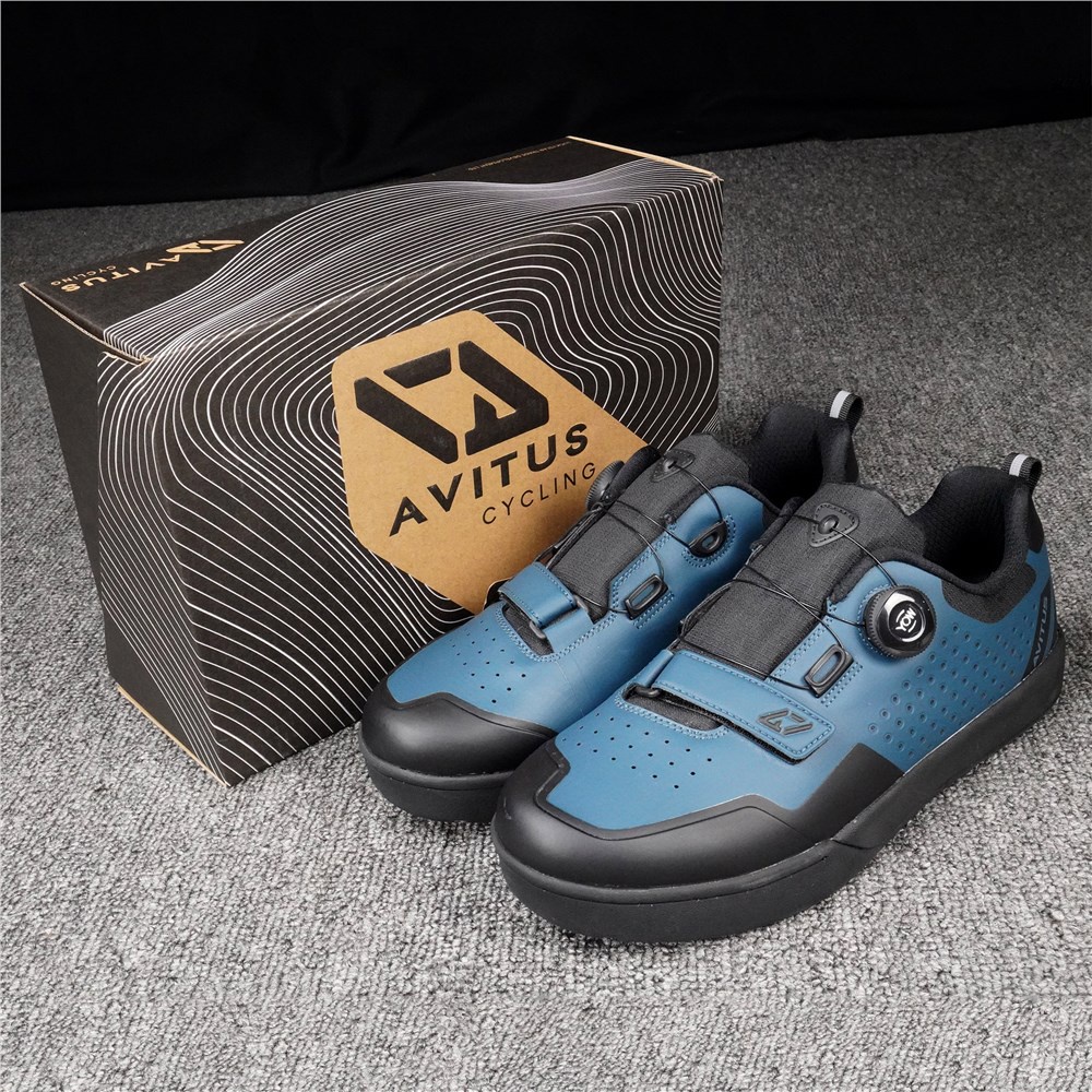 AVITUS Men Cycling Shoes With Flat Pedals and BOA Zapatillas