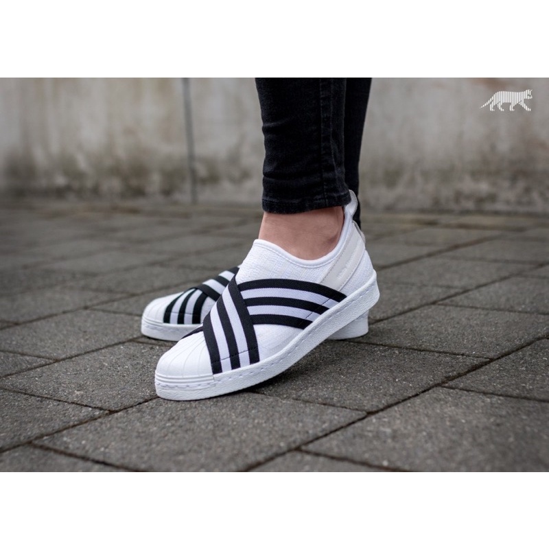 Adidas slip online on shoes