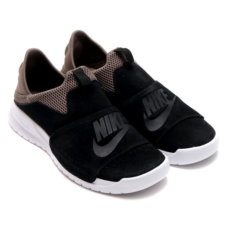 Nike discount benassi shoes