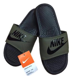 Nike hot sale foam slippers