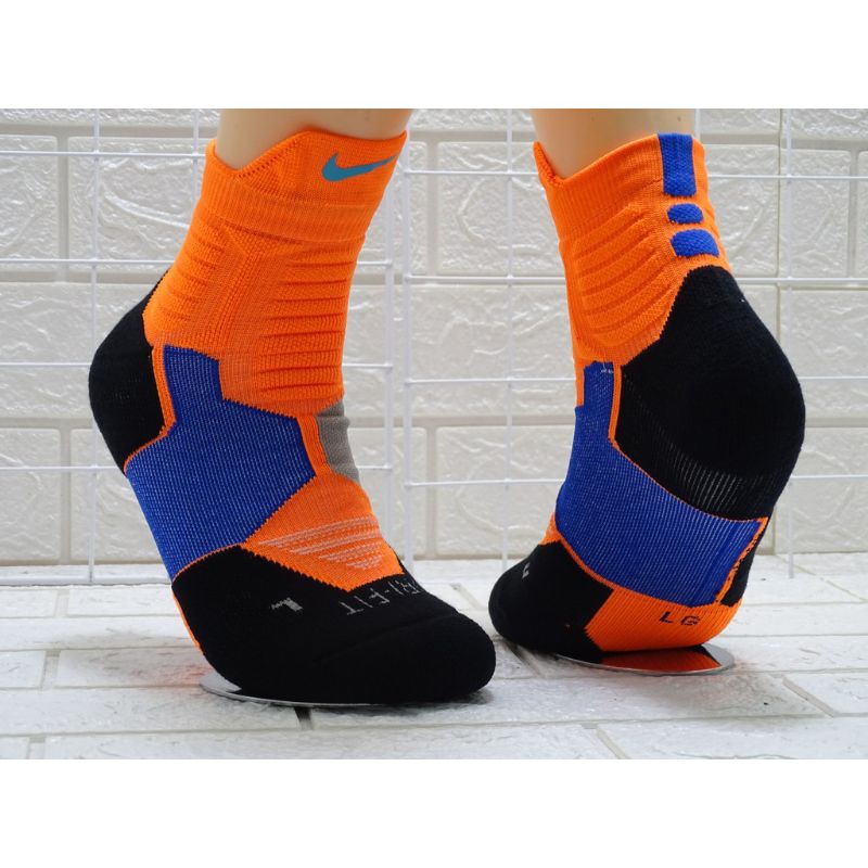 Nike hyper elite high quarter clearance socks