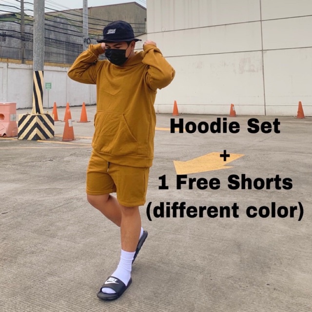 Shorts and a outlet hoodie