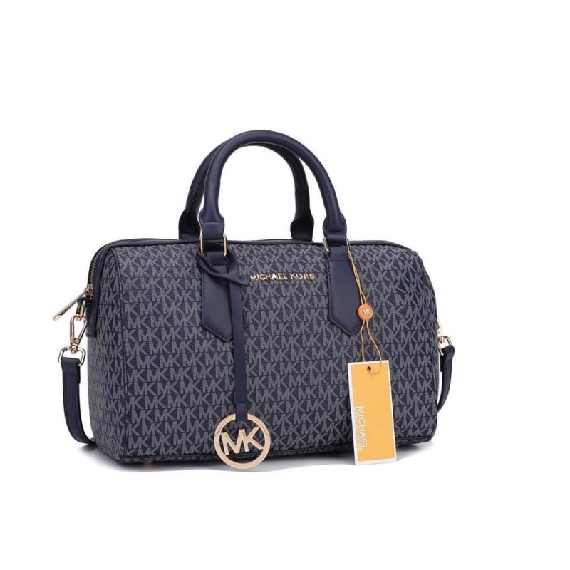 Michael kors doctors bag best sale