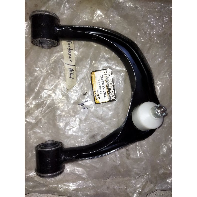 Suspension Arm Assembly Upper Toyota Fortuner Innova (20052015