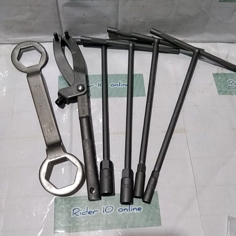 Tools pang gilid t wrench 39x41 and y tool | Shopee Philippines