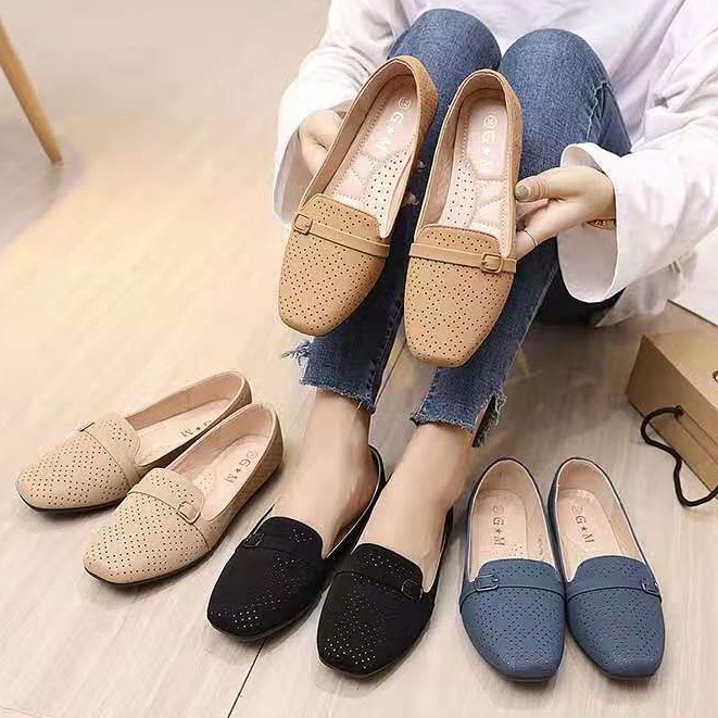 Flat shoes office on sale wear