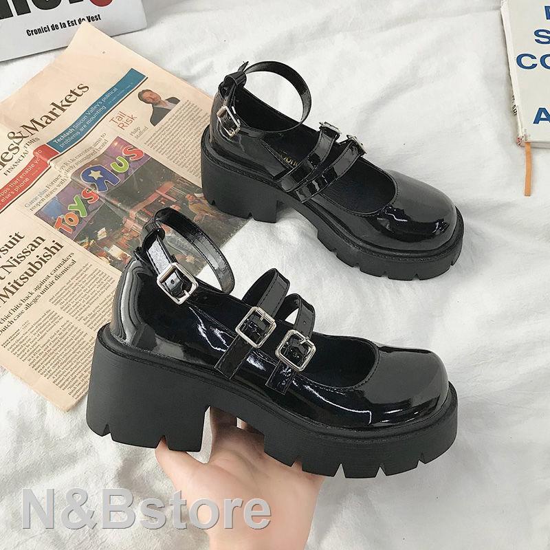 N&b shoes store