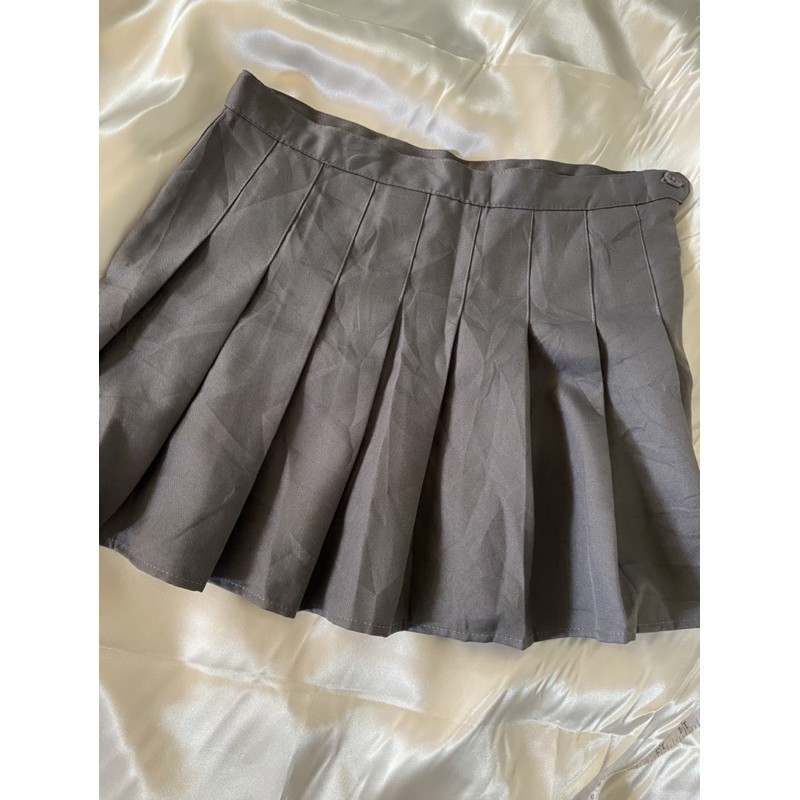 Grey pleated 2024 tennis skirt