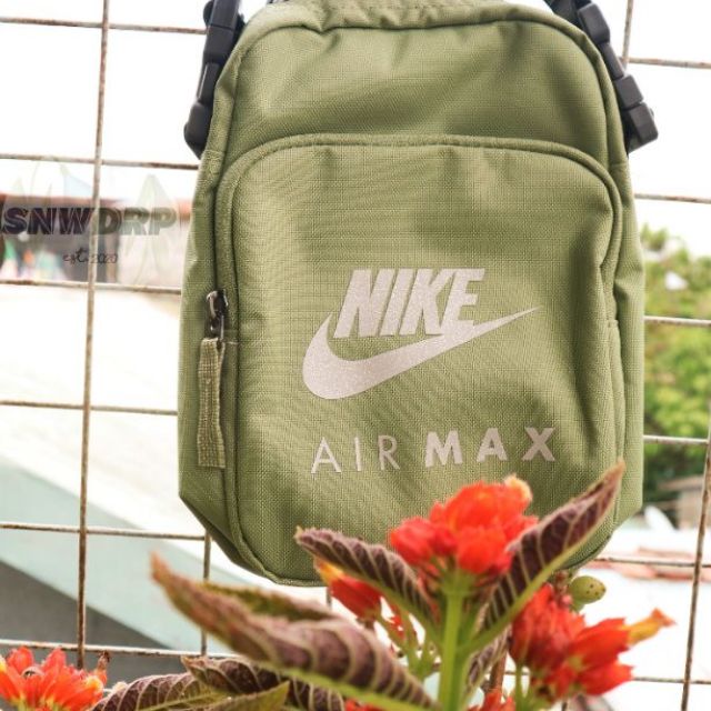 Nike air max bag green hotsell