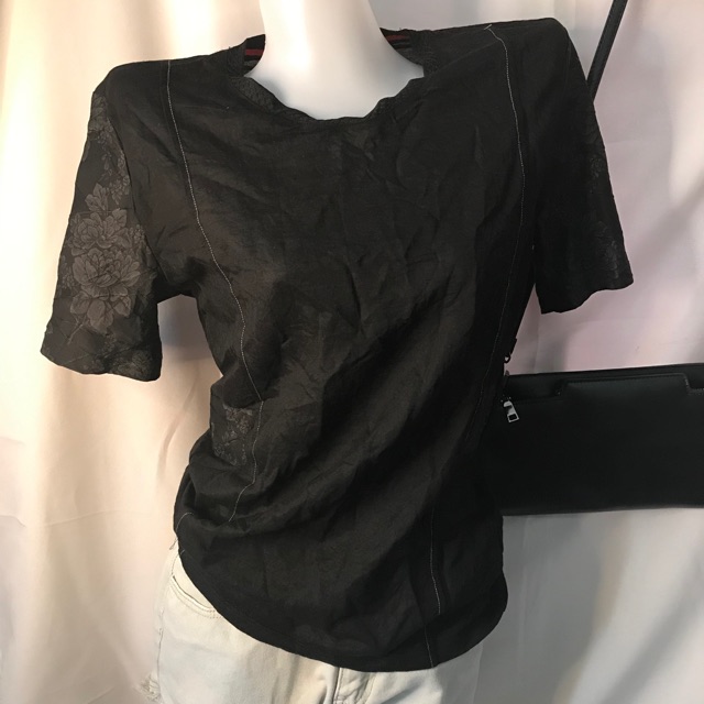 Black tissue Flower Shirt