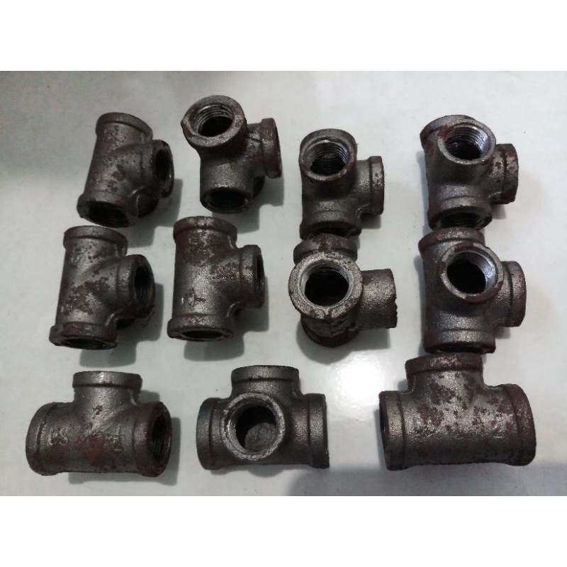 Rusted 4 Way Black Iron Pipe Fitting Cross Female Connector | Shopee ...