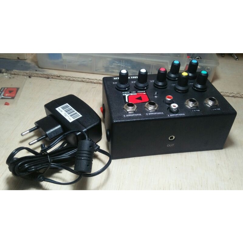 Mini Mixer 5 Channel (Vocal Version) Support Effect Delay & Reverb