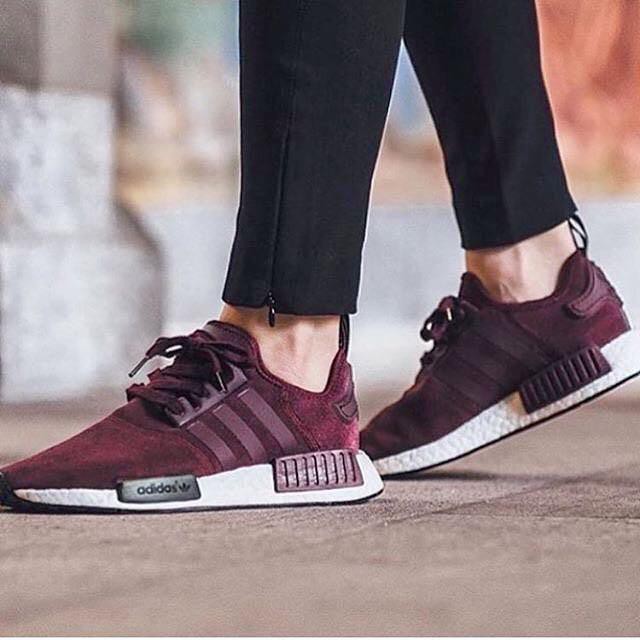 Nmd r1 hotsell gray and maroon