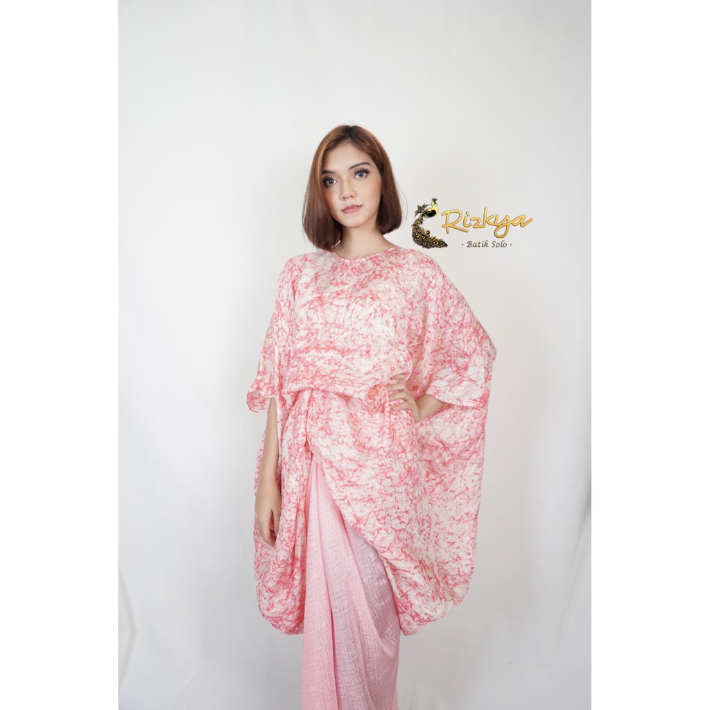 Rizkya Batik Rafika Viscose Suit, Women's Fashion Batwing Batik ...