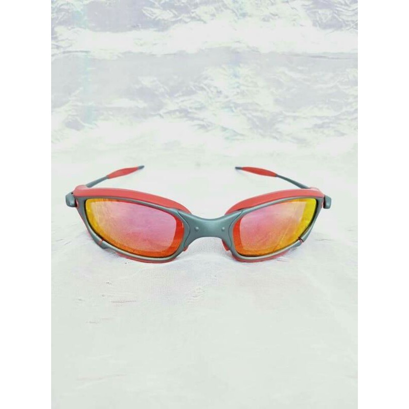 Oakley store juliet 1