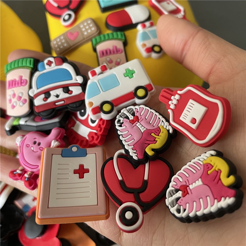 Jibbitz Design Croc Pin Set Cartoon Nurse Uniform Stethoscope Syringe