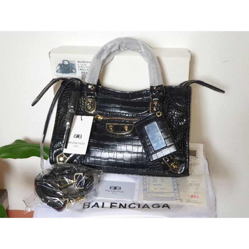 Balenciaga discount city croc
