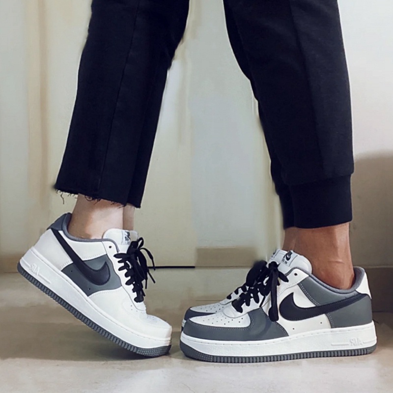 Nike shop sneakers couple