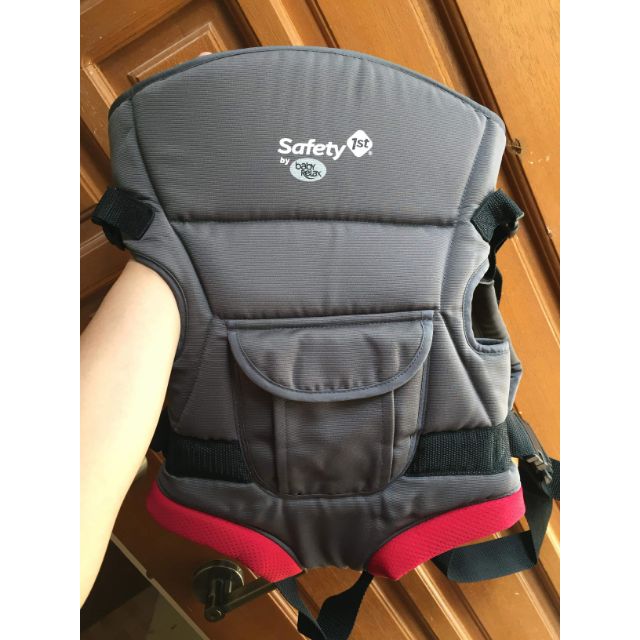 Safety 1st outlet carrier