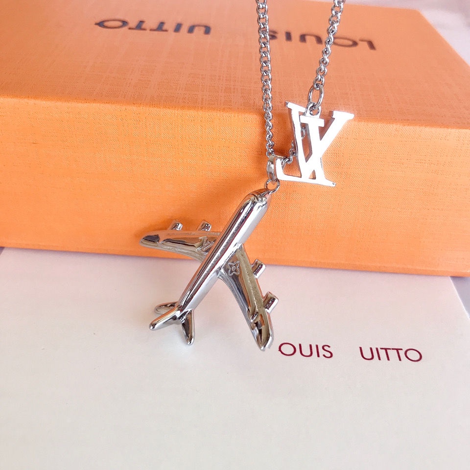 LV Donkey's Plane Pendant Necklace Punk Hip Hop CasuaLong Necklace