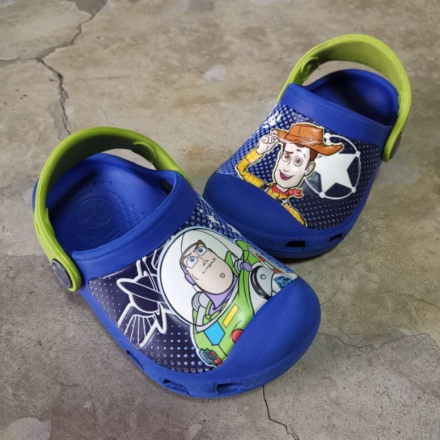 Toy story crocs hot sale size 7