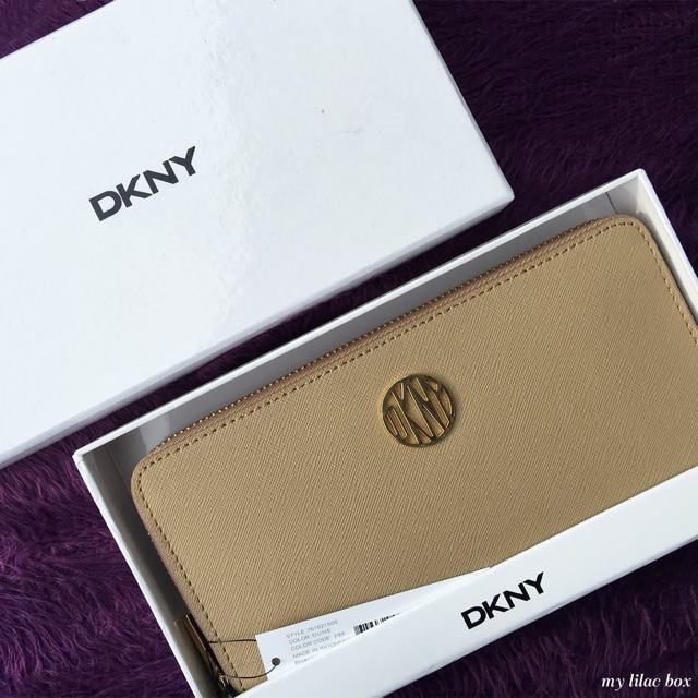 Dkny bryant park discount saffiano leather wallet