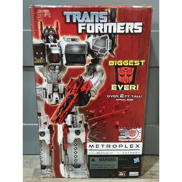 Transformers® Generations Thrilling 30 | Titan Class Metroplex